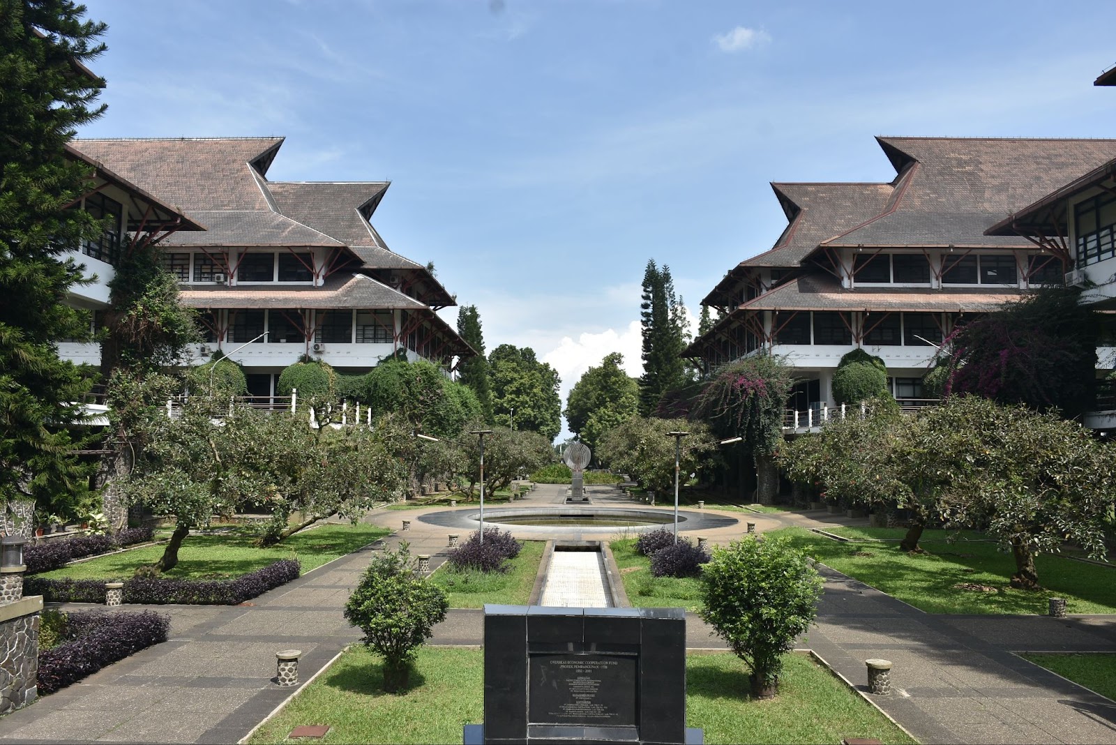 Rekomendasi Kampus S2 Teknik Informatika Kelas Karyawan - Universitas Teknologi Bandung (ITB)