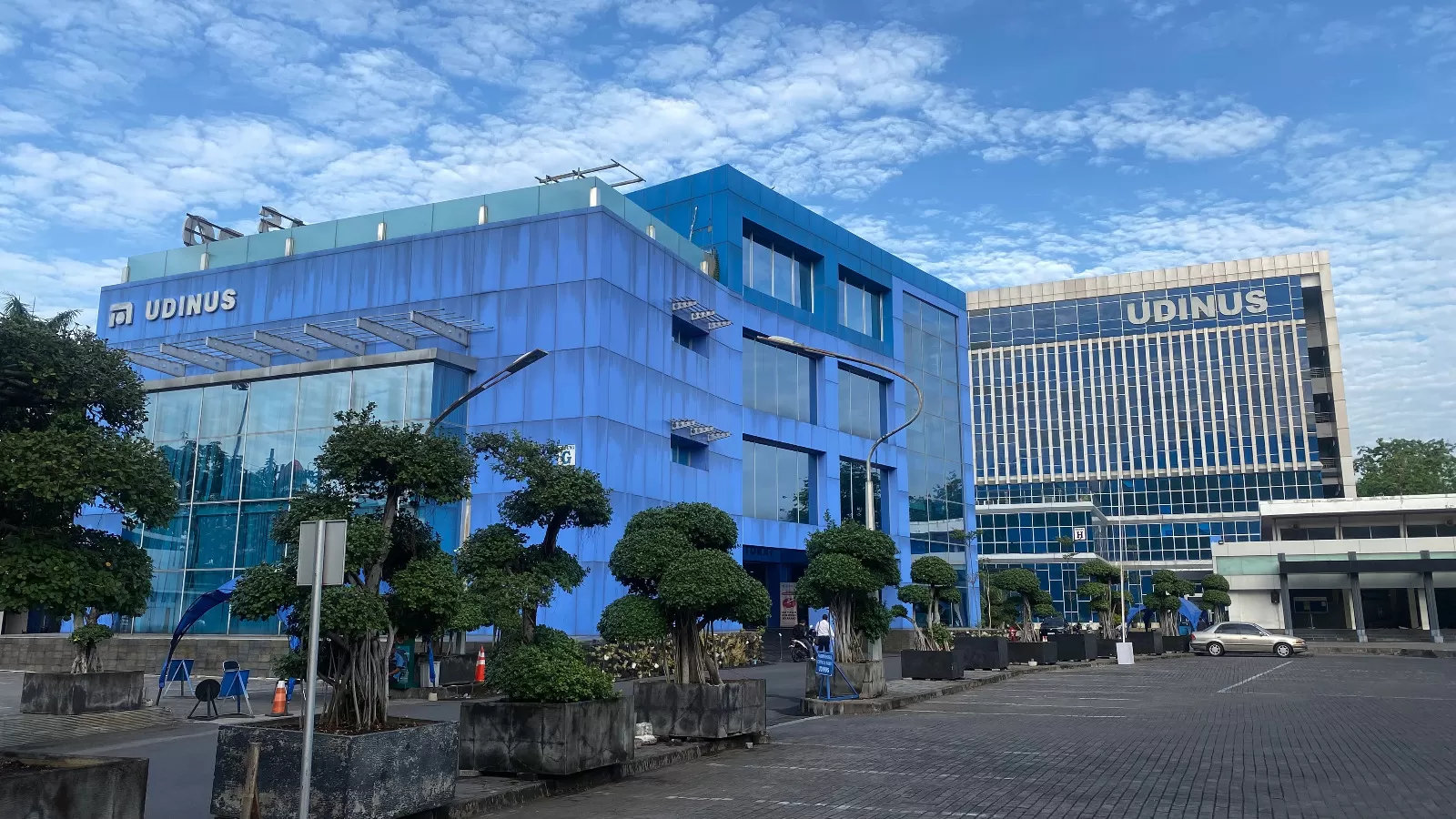 Universitas Dian Nuswantoro (UDINUS)