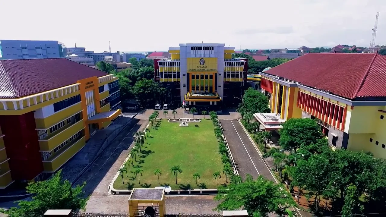 Universitas Diponegoro (UNDIP)